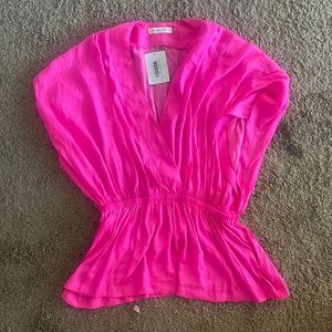 Hot pink top new with tags-Mint Julep Boutique! Size S!